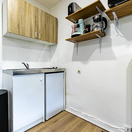 Chaleureux Studio, Orangerie Apartament
